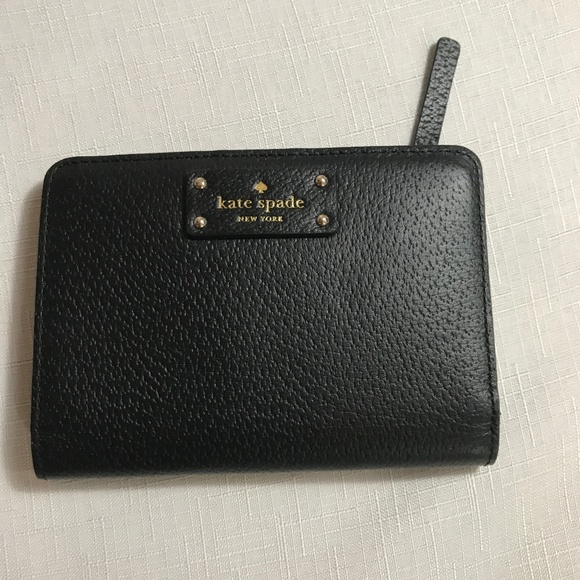 kate spade Handbags - Kate Spade Grove Street black leather wallet